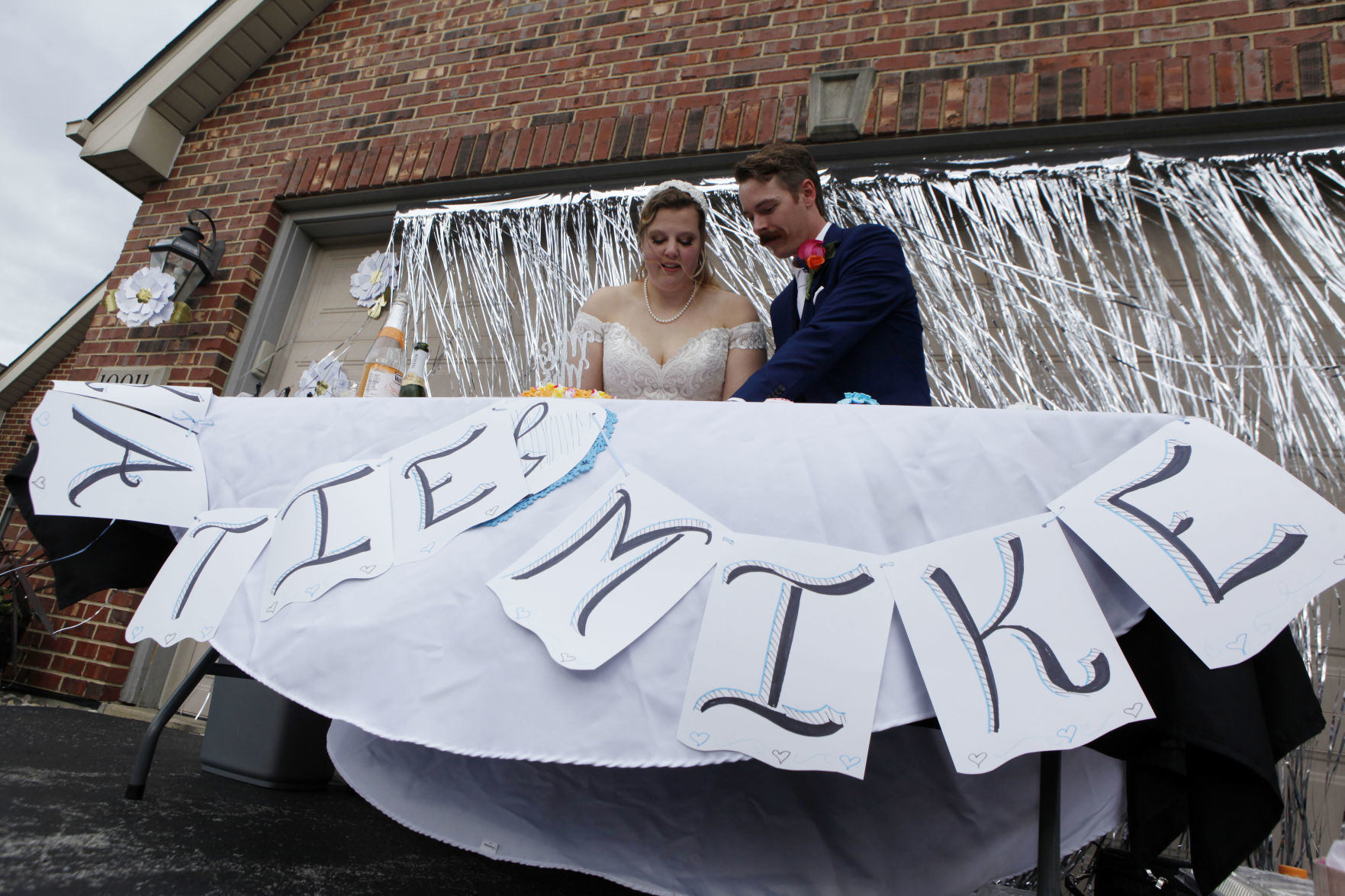 Gallery: Mike De Young and Katie Dobis tie the knot